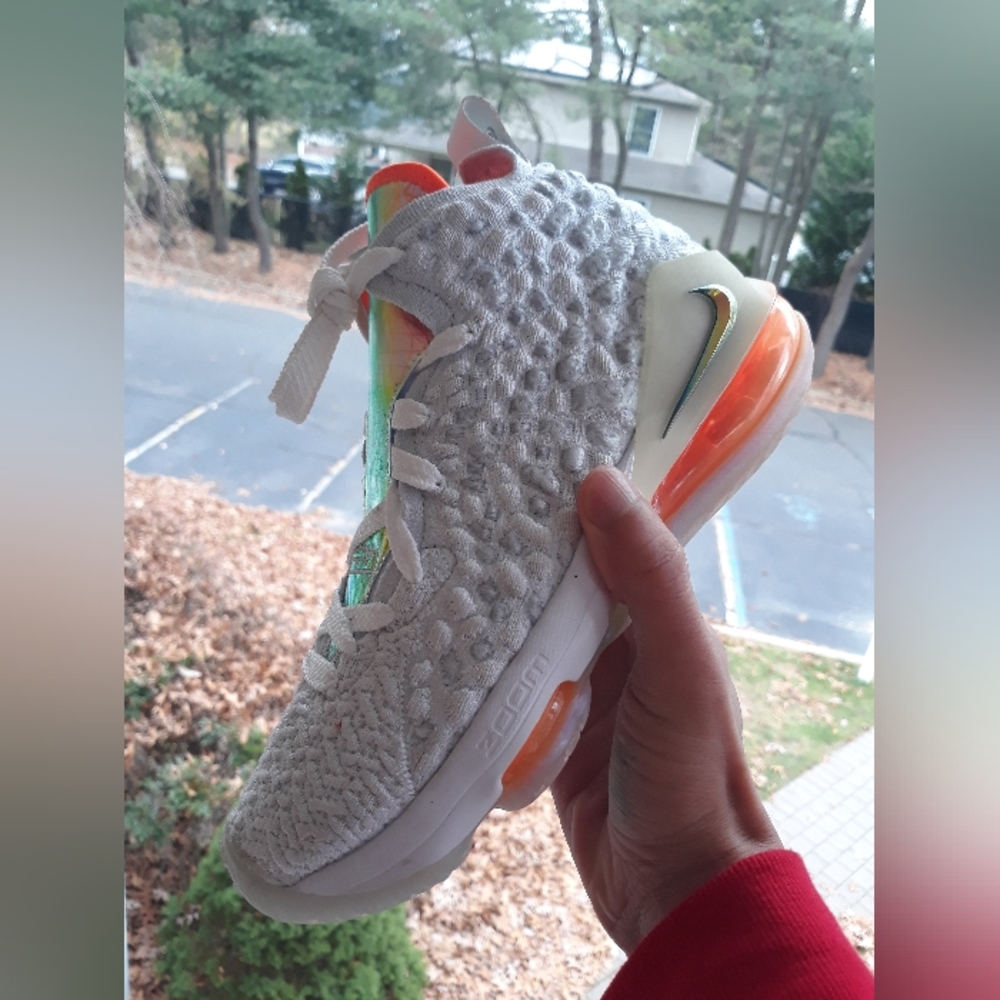 Lebron 17 BG (Future air)